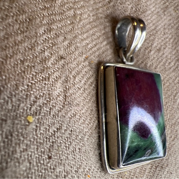 Vintage, rectangular, genuine, ruby in zoisite sterling silver, 925 pendant - Picture 3 of 7